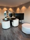  Elegance stol - Beige - Gull swivel base i rustfritt stål  thumbnail