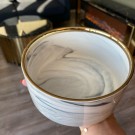 Hvit marmor keramik skål med gullkant- 16 cm thumbnail