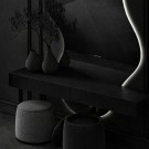 Marcella speil og skuff i sort treverk thumbnail