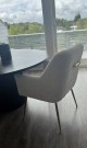 Orlando stol m arm - Boucle stoff- Lys beige & Gull rustfritt stål bein thumbnail